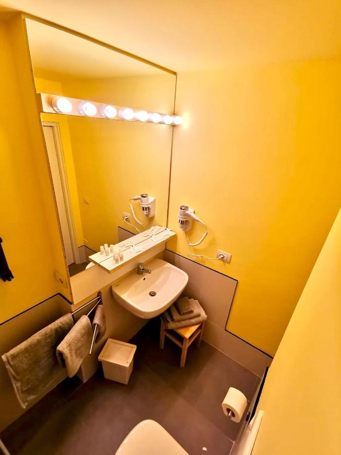 Red Carpet Rooms Bari Zewnętrze zdjęcie