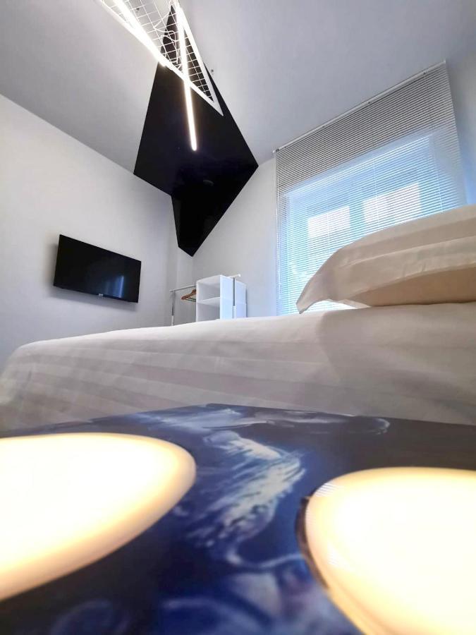 Red Carpet Rooms Bari Zewnętrze zdjęcie